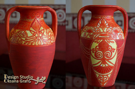 Розпис двох ваз і пляшки від Oksana Graf Design Studio